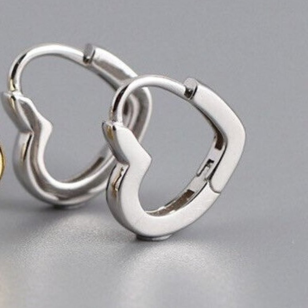 New 925 Silver Open Heart Huggies